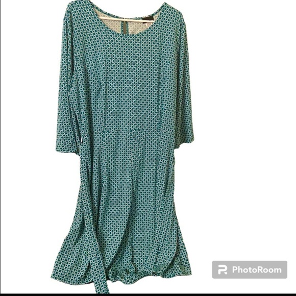 New York Invasion Plus Size 3x Green & White Print Pullover Waist Belted Dress - Picture 1 of 5